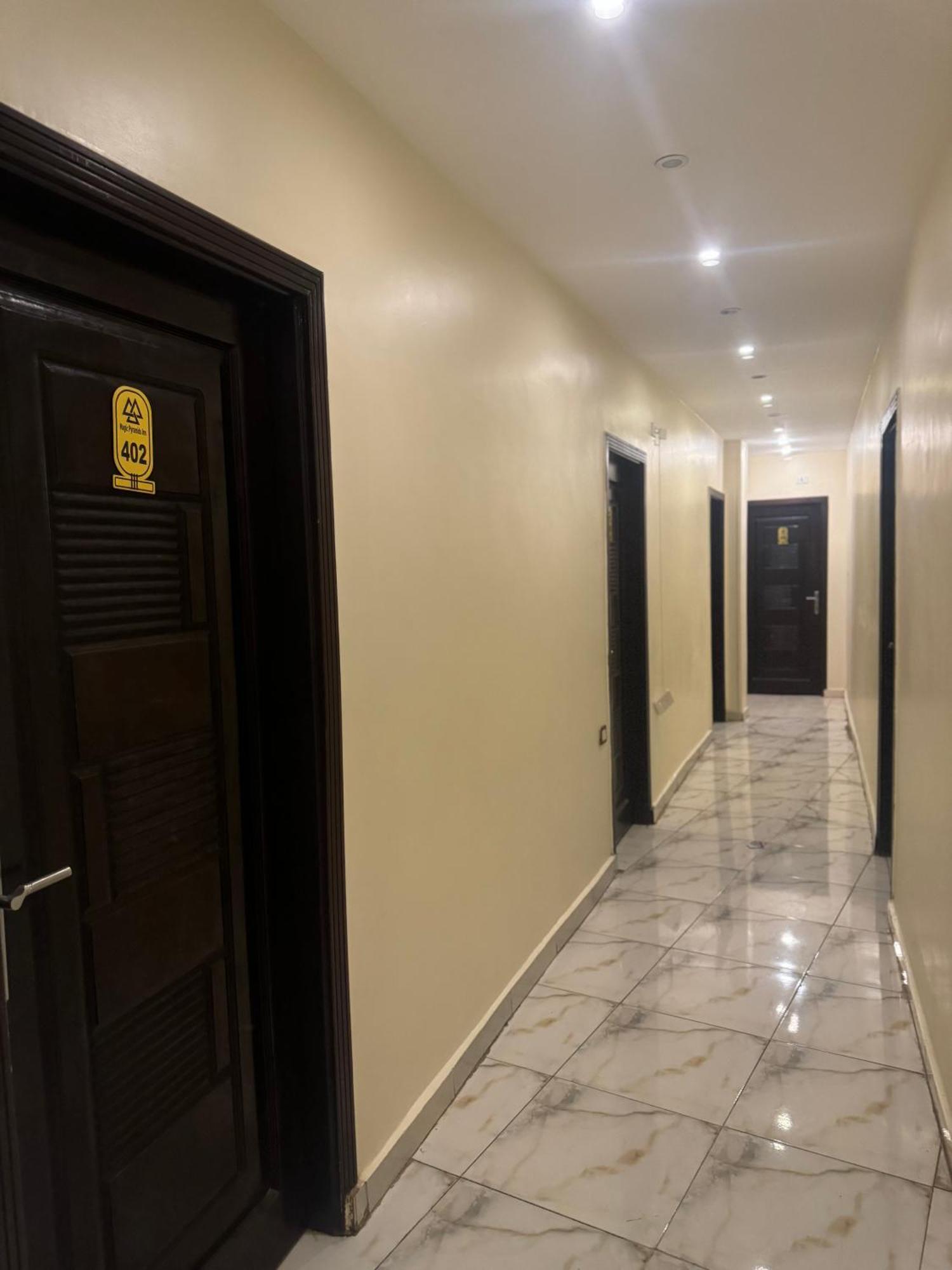 Pyramids And Sphinx Hotel Kafret el-Gabal 外观 照片
