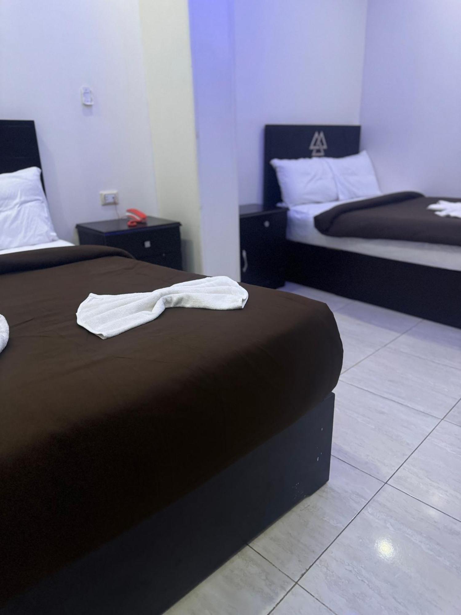 Pyramids And Sphinx Hotel Kafret el-Gabal 外观 照片
