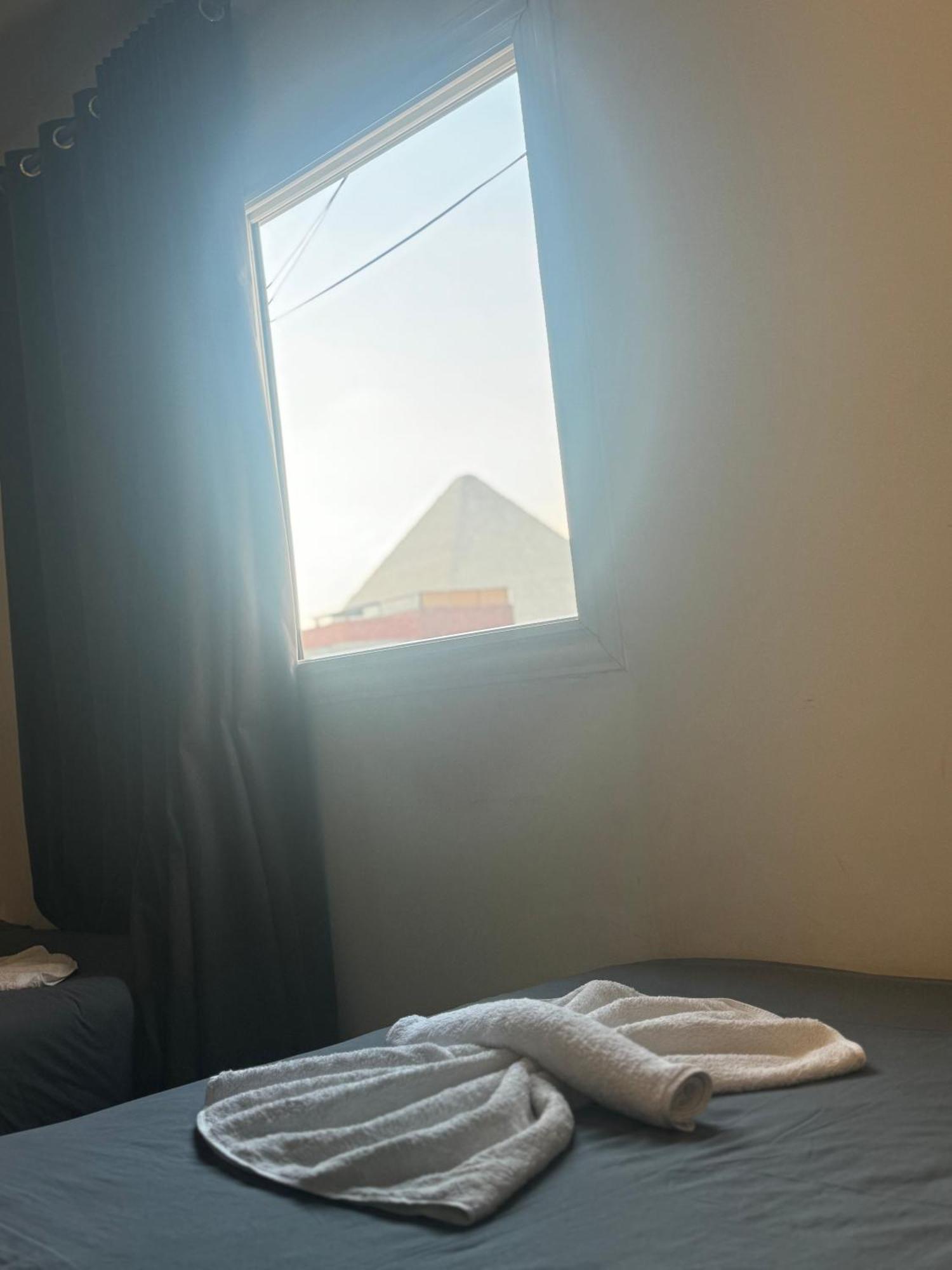 Pyramids And Sphinx Hotel Kafret el-Gabal 外观 照片