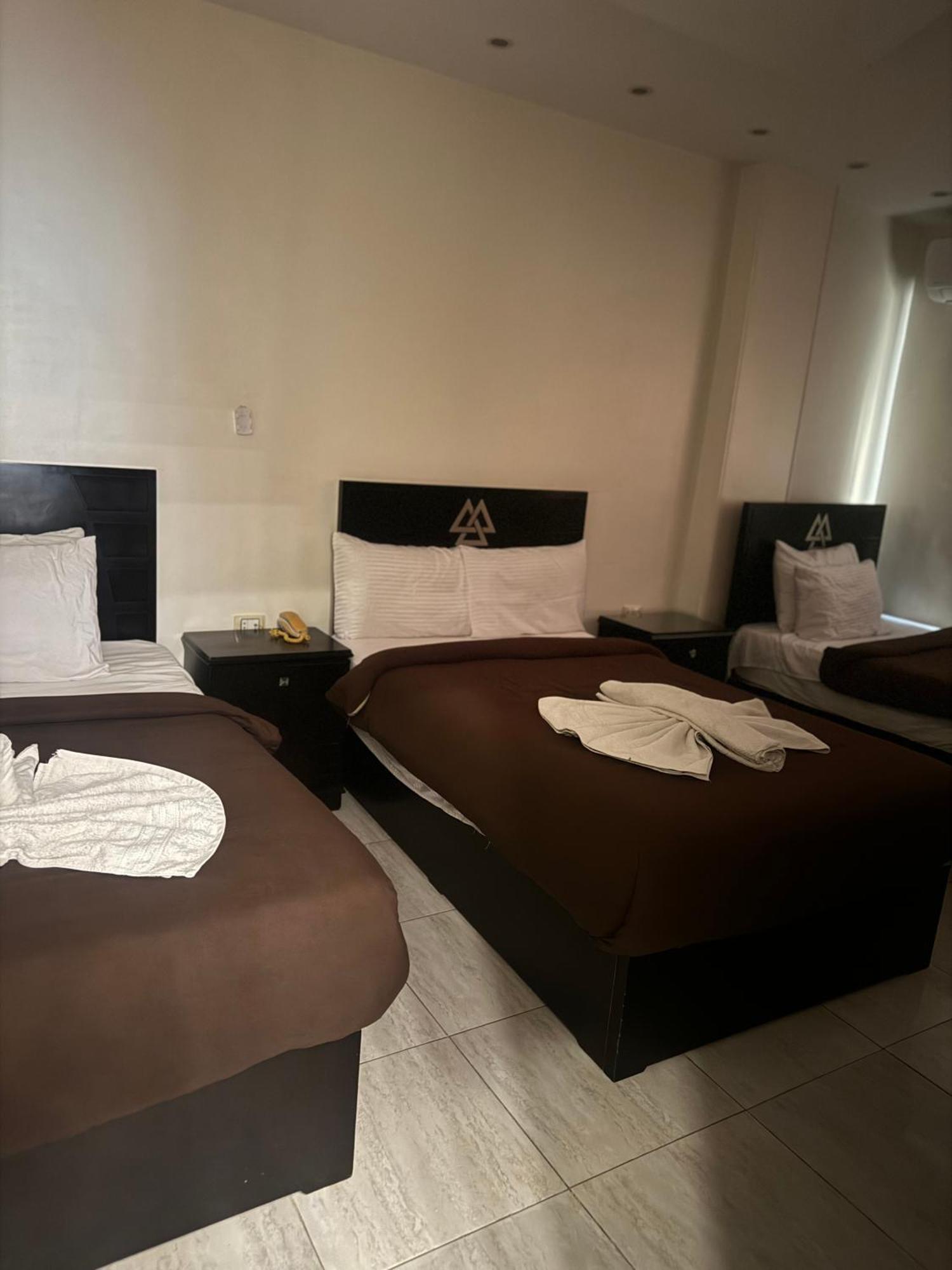 Pyramids And Sphinx Hotel Kafret el-Gabal 外观 照片