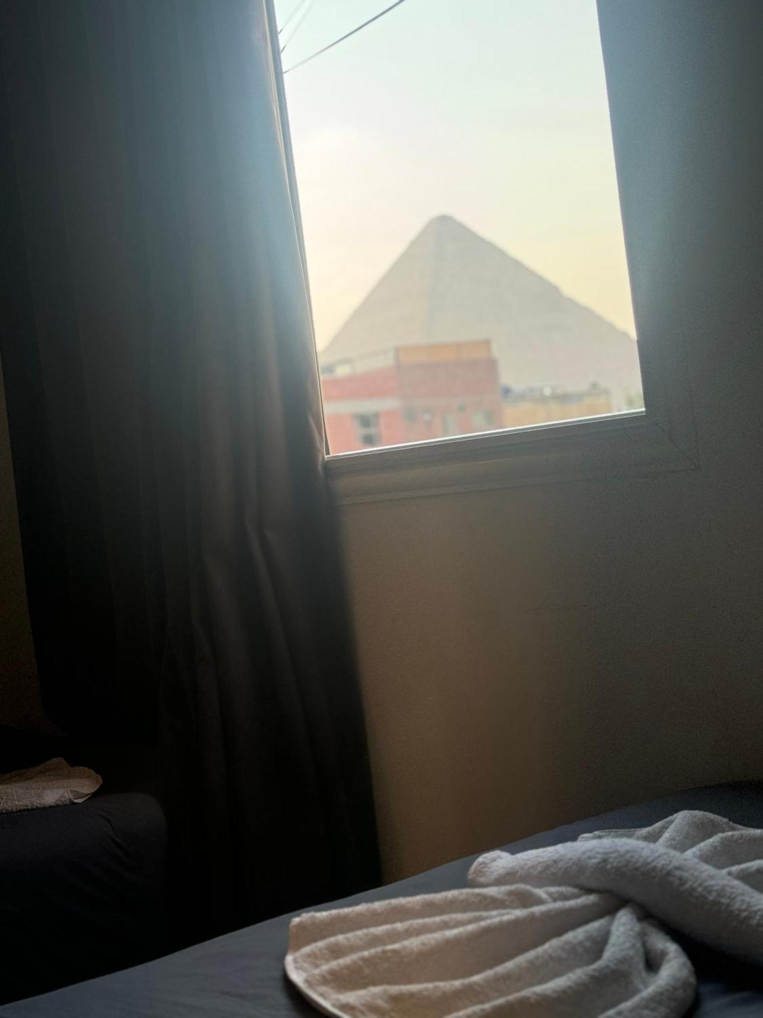 Pyramids And Sphinx Hotel Kafret el-Gabal 外观 照片