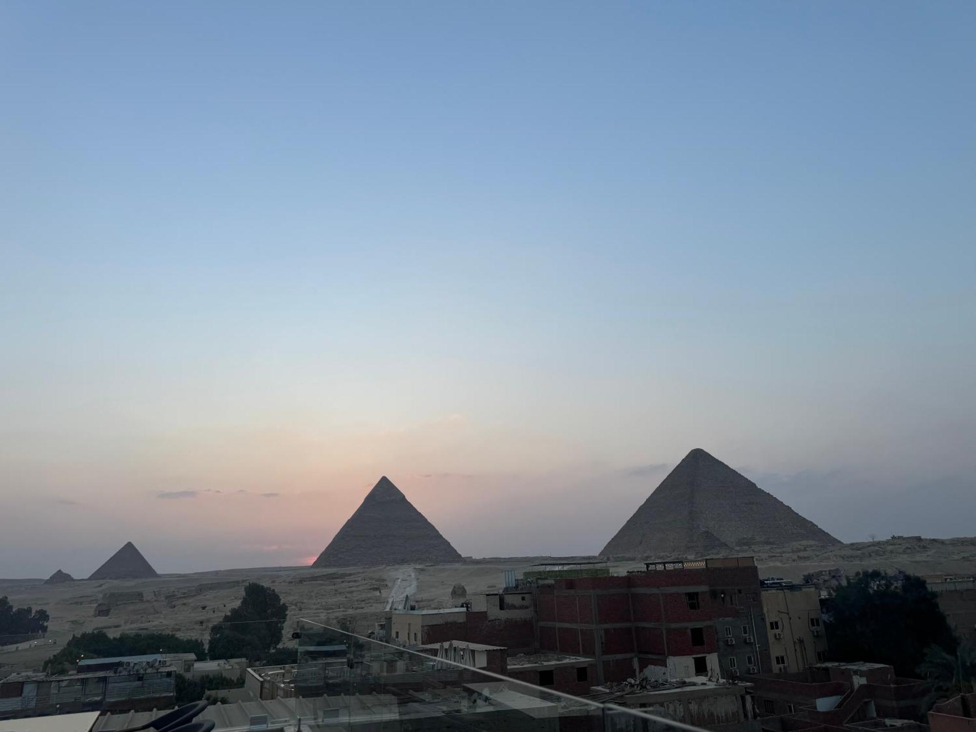 Pyramids And Sphinx Hotel Kafret el-Gabal 外观 照片