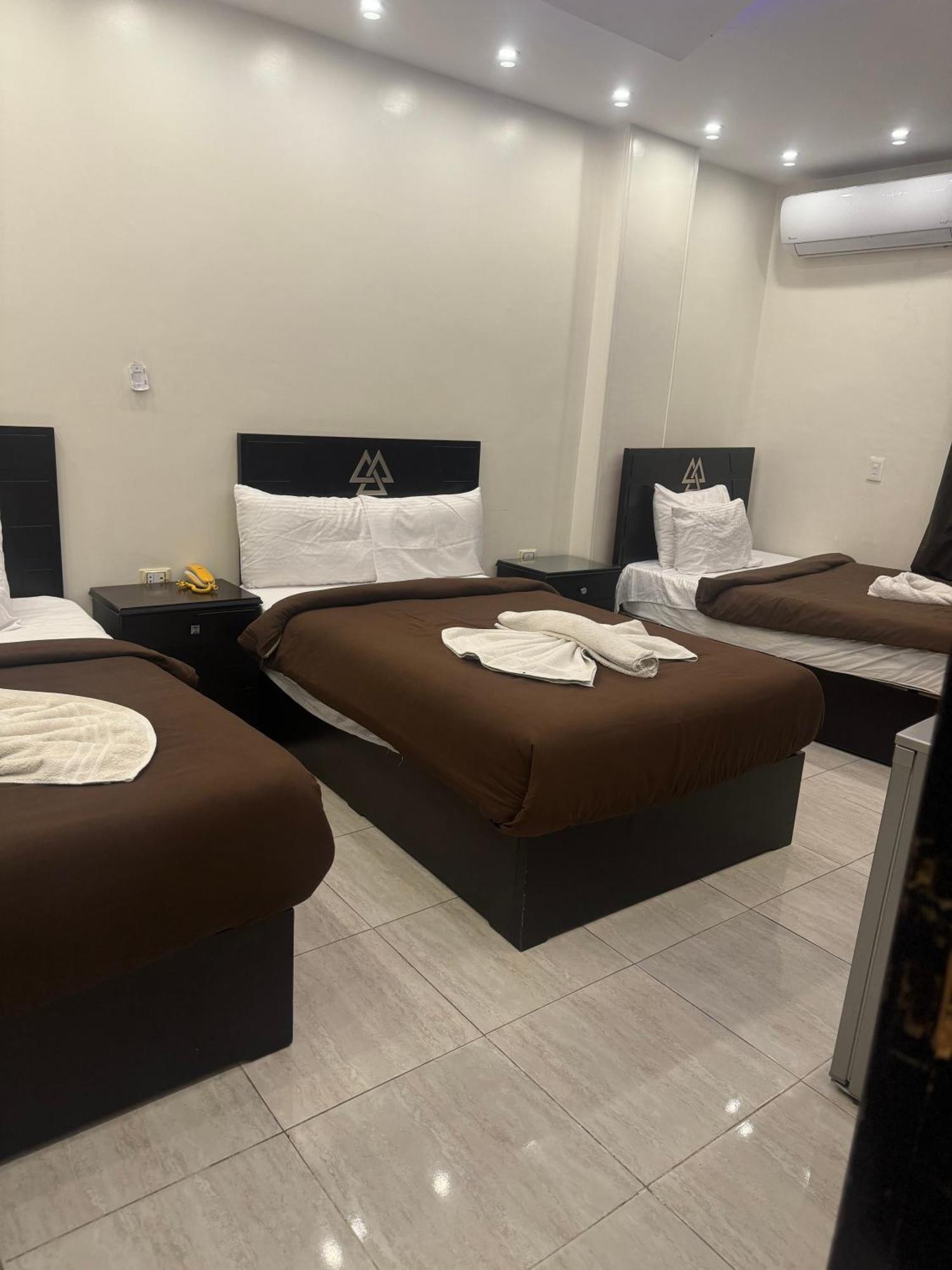 Pyramids And Sphinx Hotel Kafret el-Gabal 外观 照片